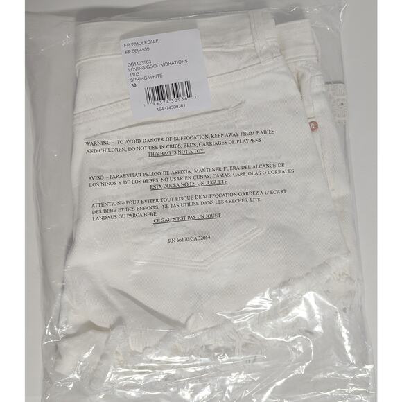 Free People White Shorts Loving Good Vibrations - Picture 7 of 10